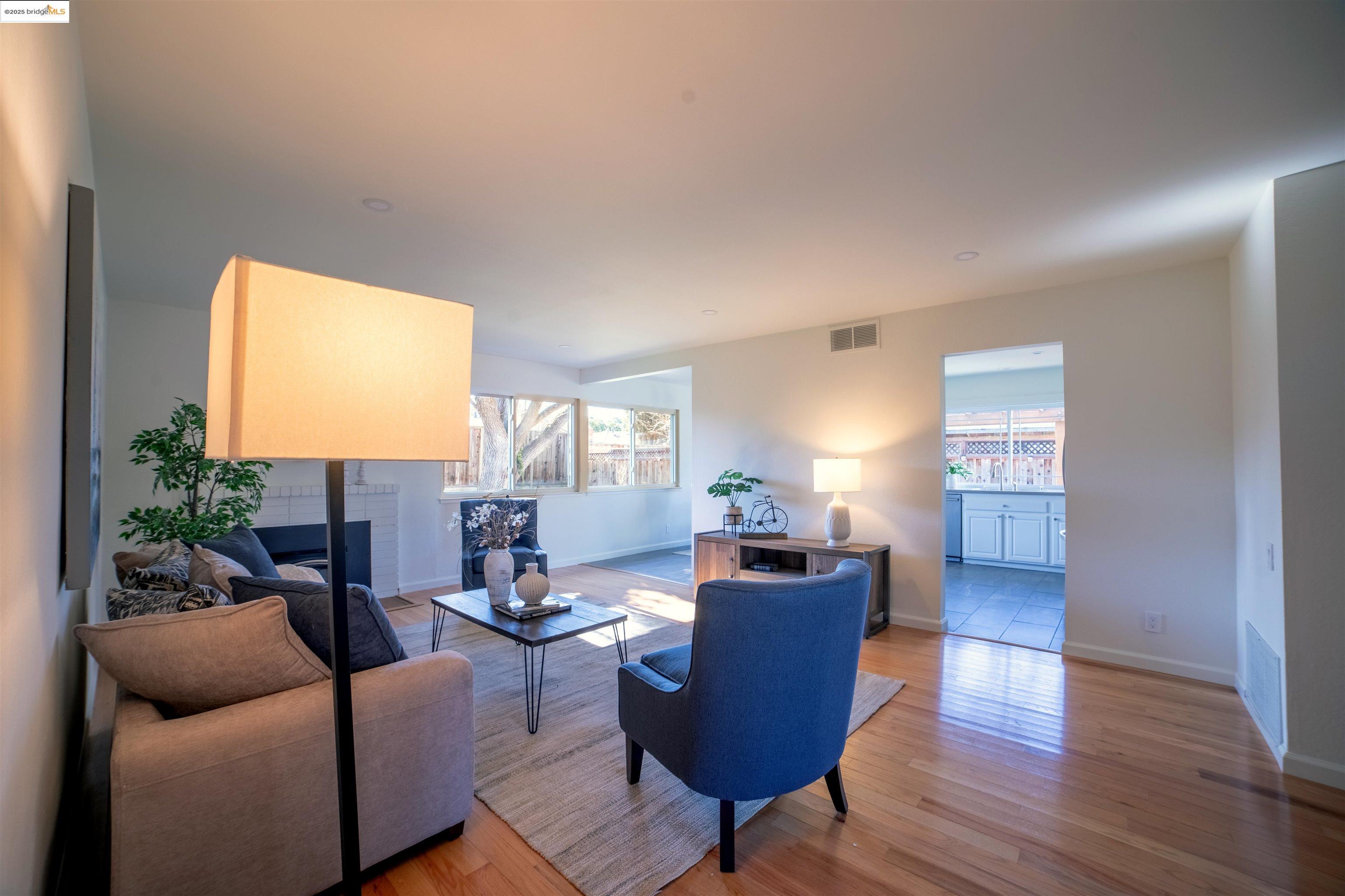 2710 Lyon Cir