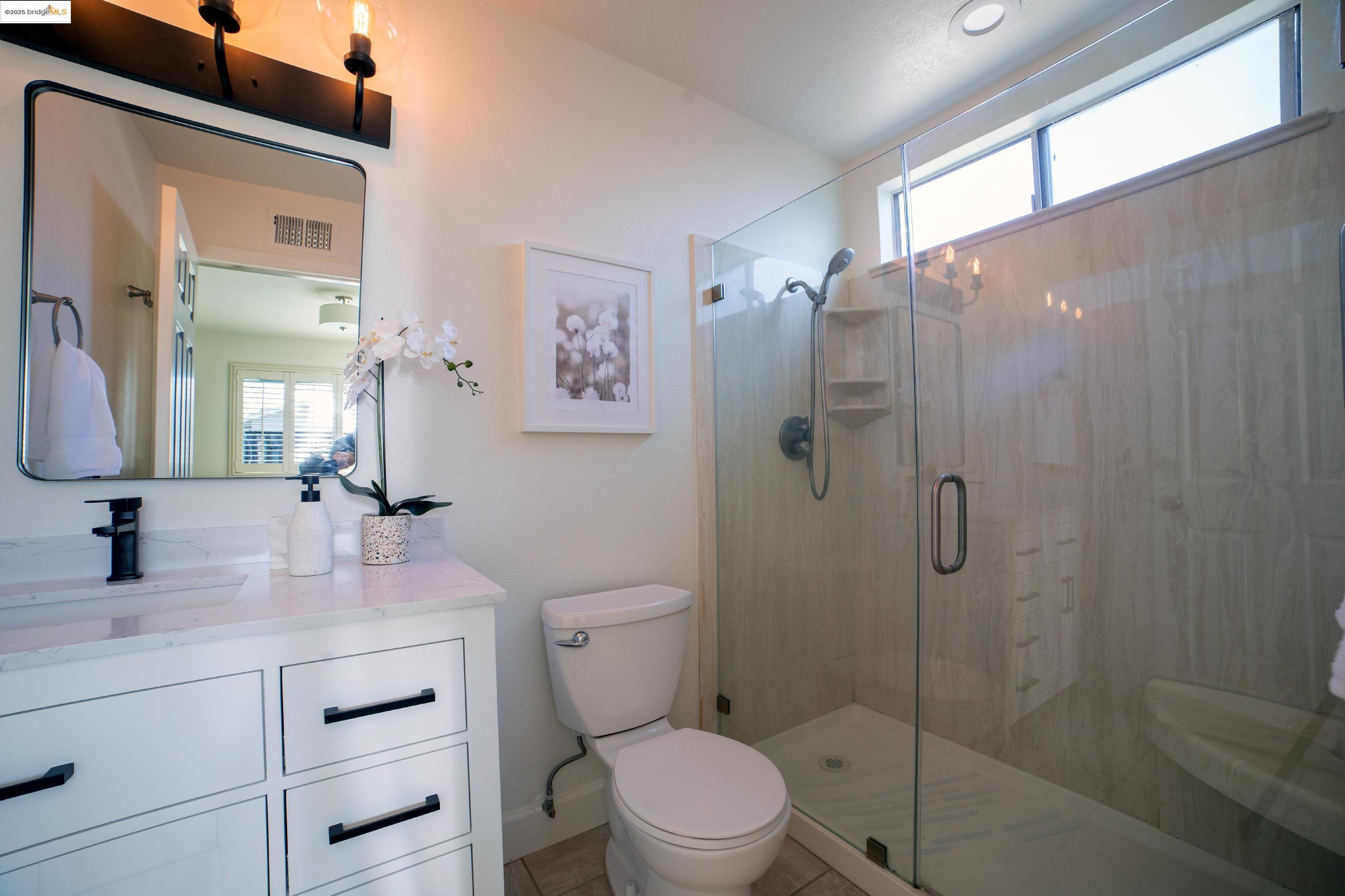 2710 Lyon Cir