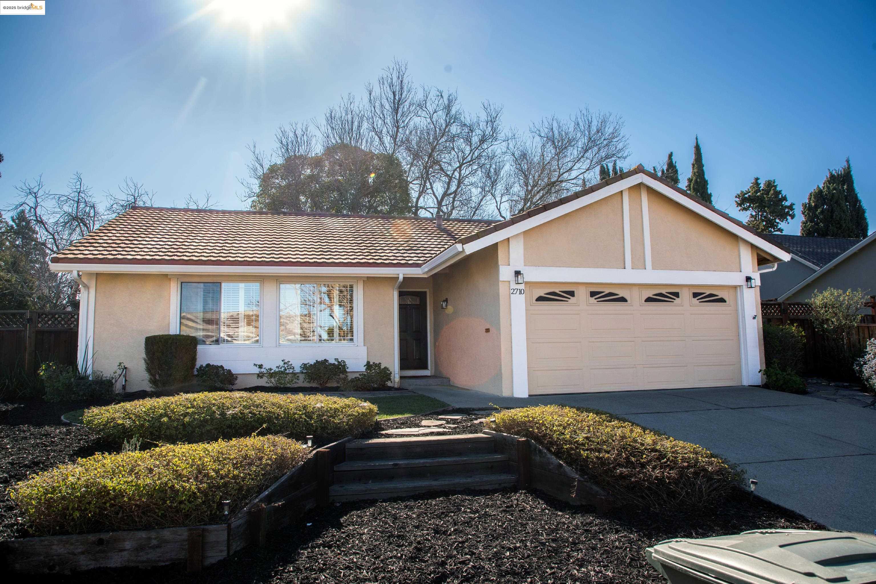 2710 Lyon Cir