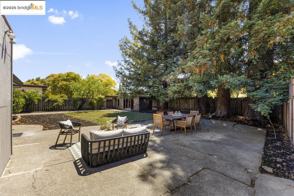 615 Manuel Dr