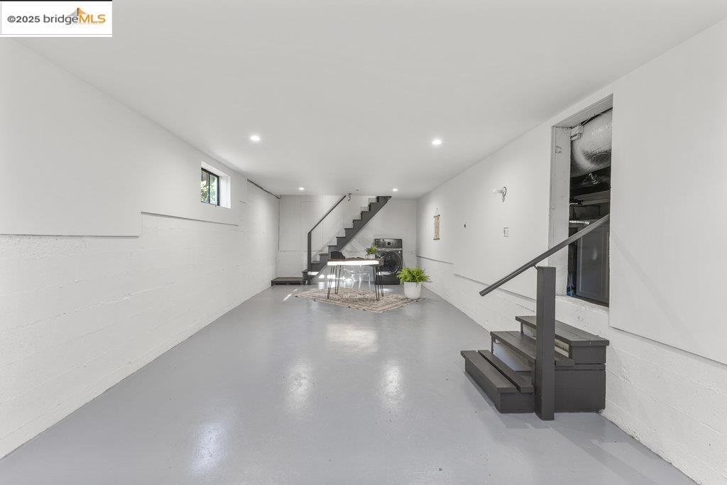 85 Stratford Rd