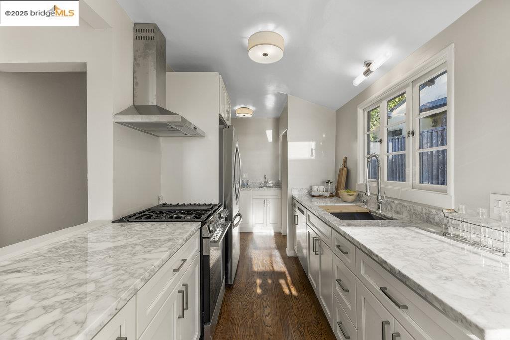 85 Stratford Rd