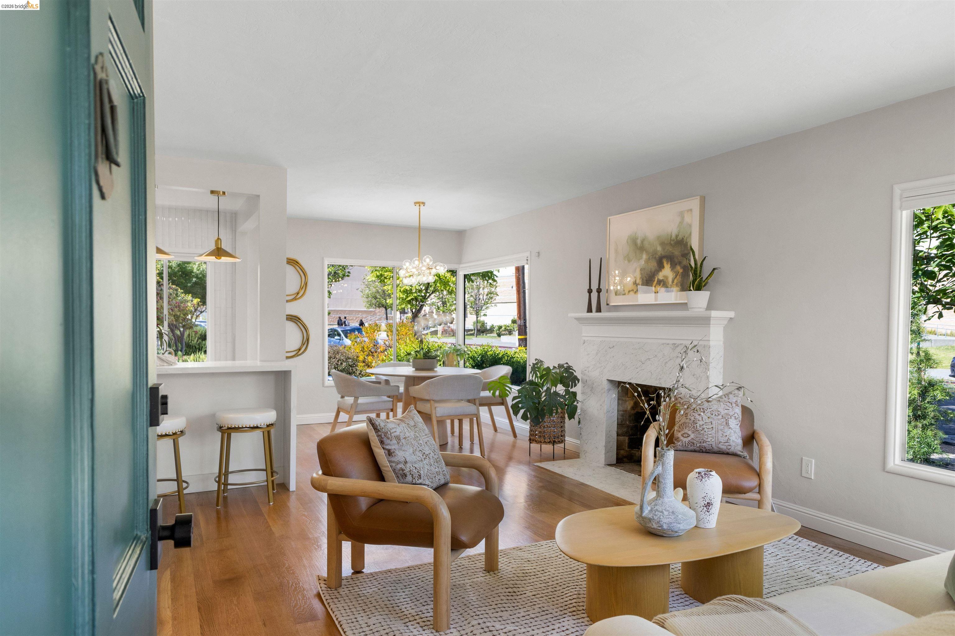 619 Ashbury Ave