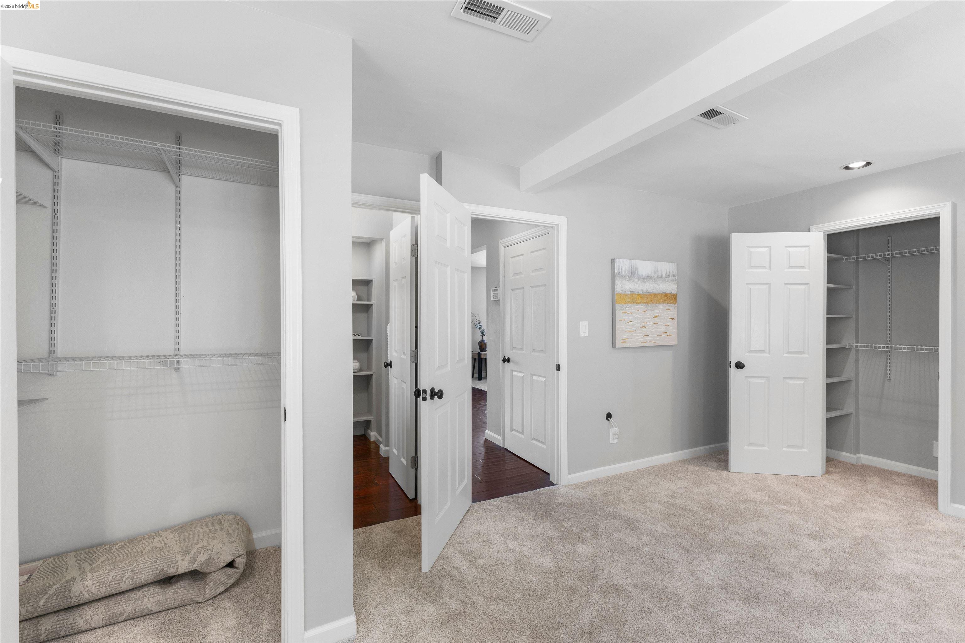 8019 Sterling Dr
