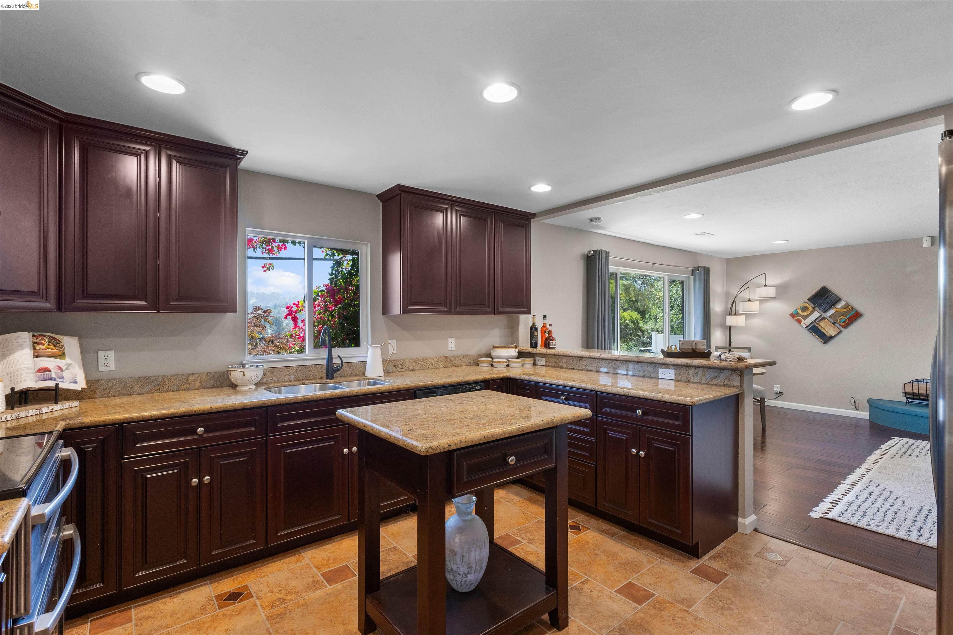 8019 Sterling Dr