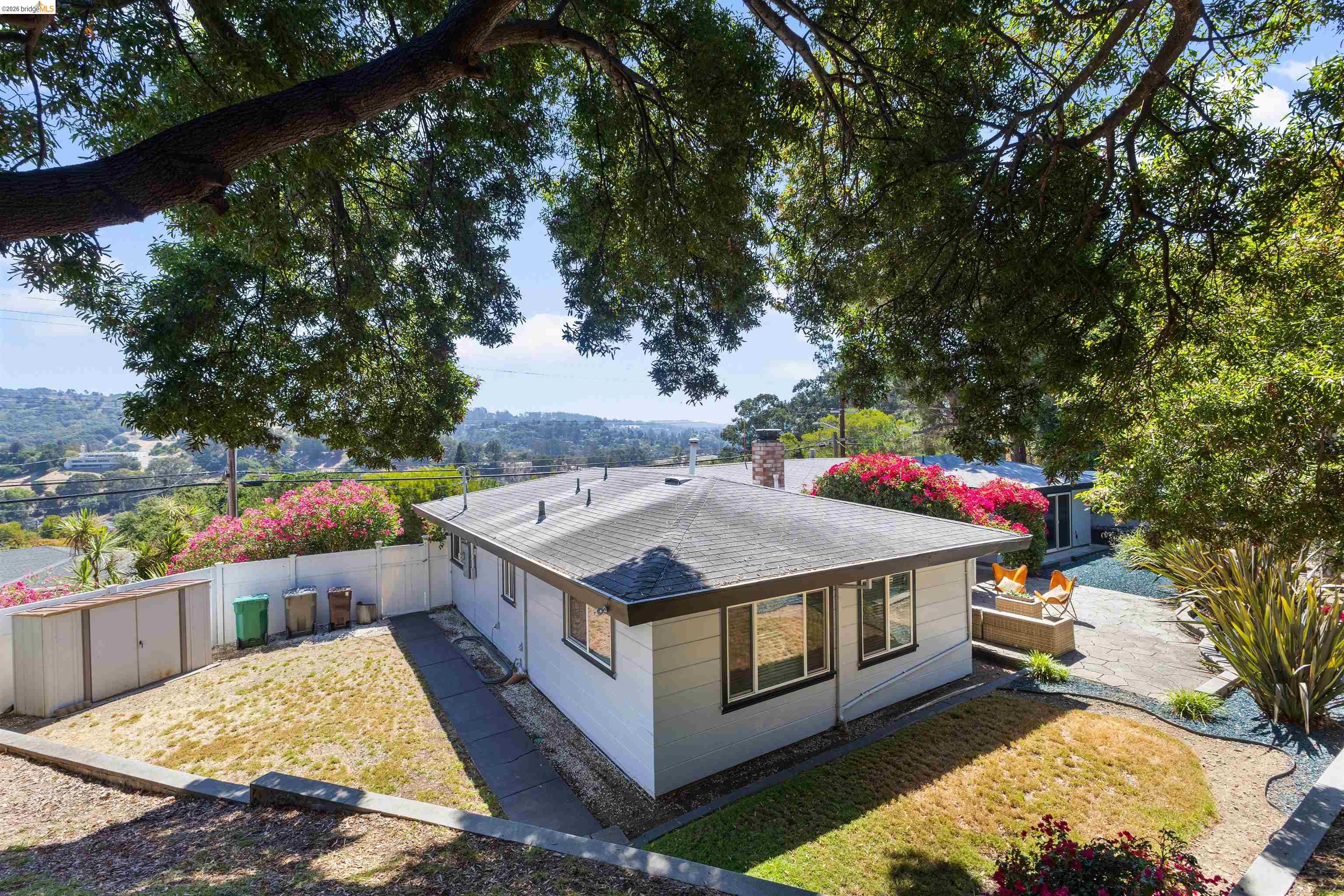 8019 Sterling Dr
