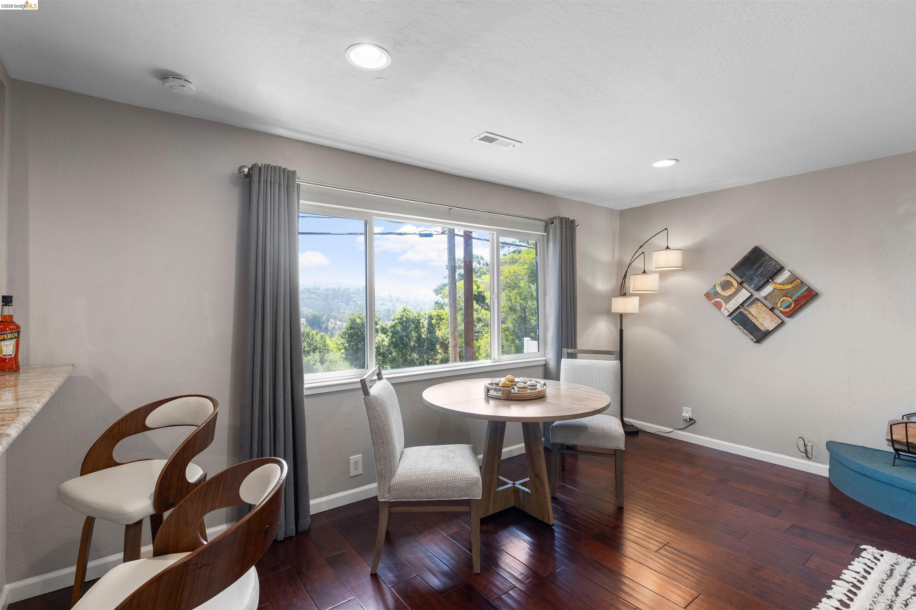 8019 Sterling Dr