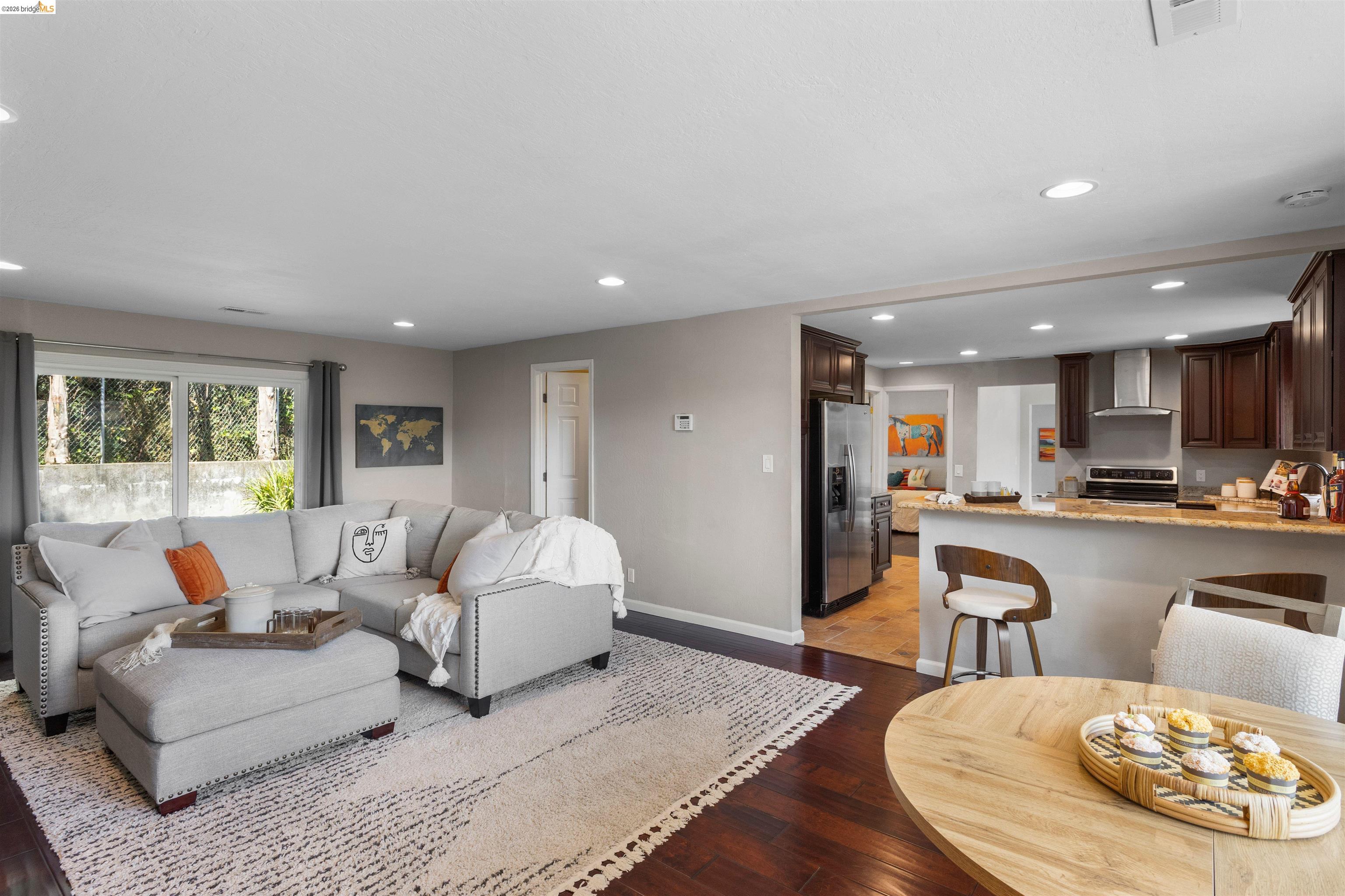 8019 Sterling Dr