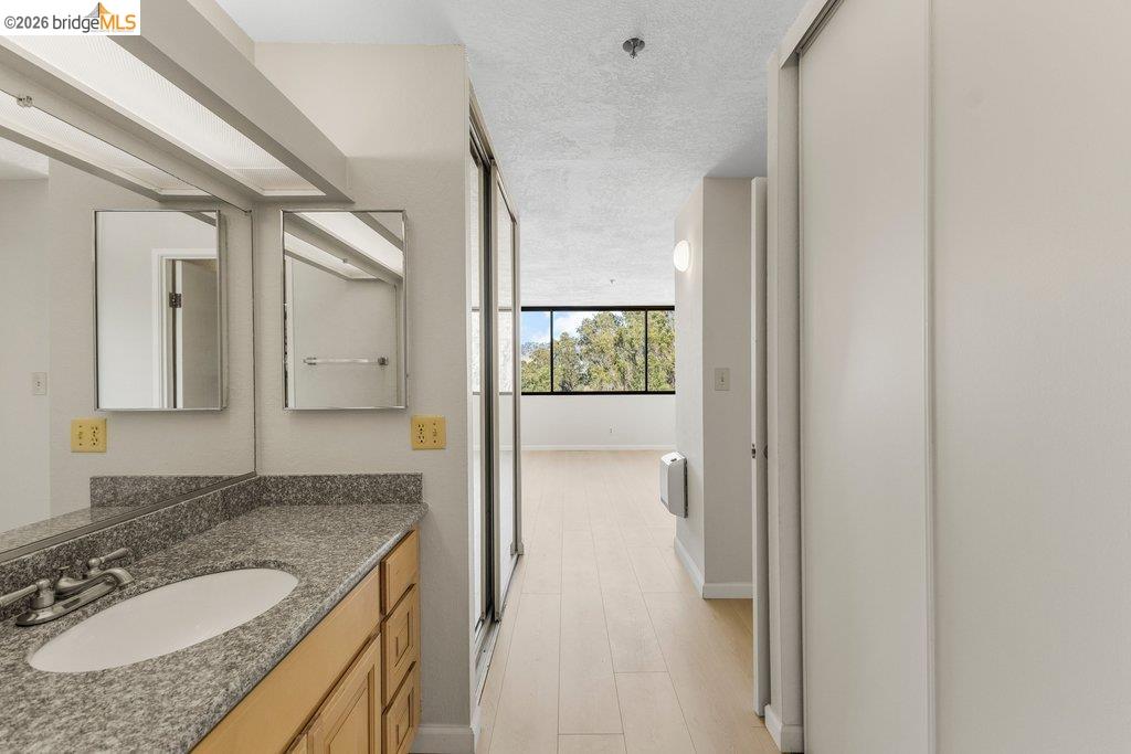 555 Pierce St # 804