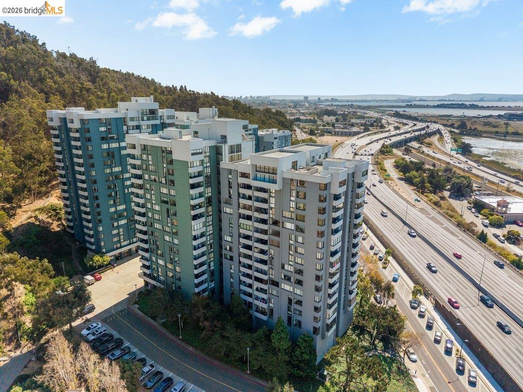 555 Pierce St # 804