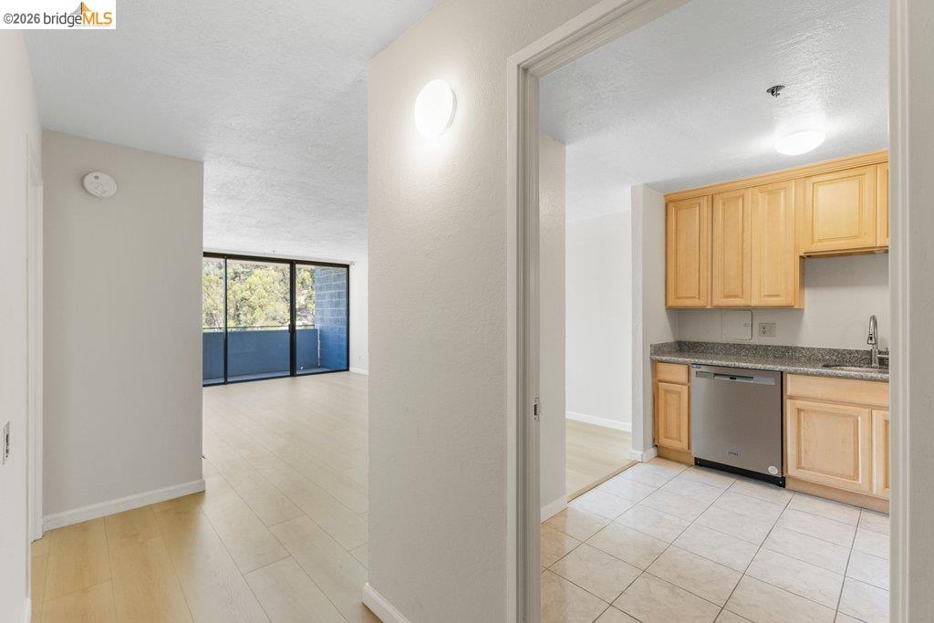555 Pierce St # 804