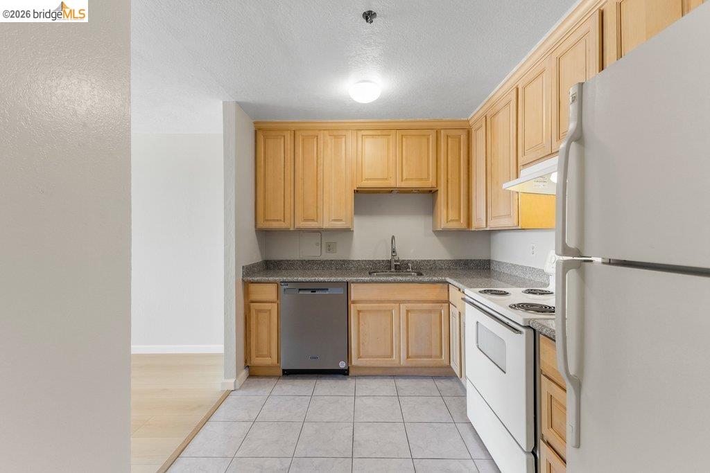 555 Pierce St # 804