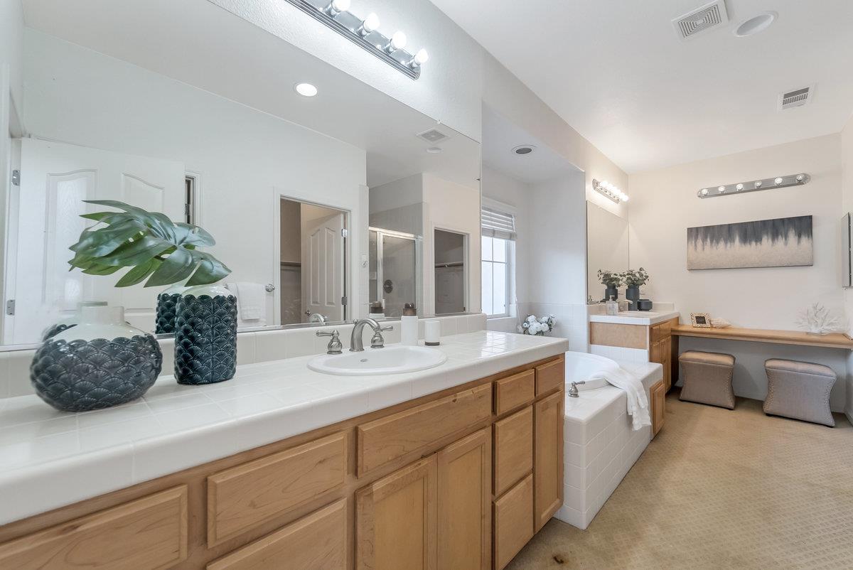 1336 Trestlewood Lane
