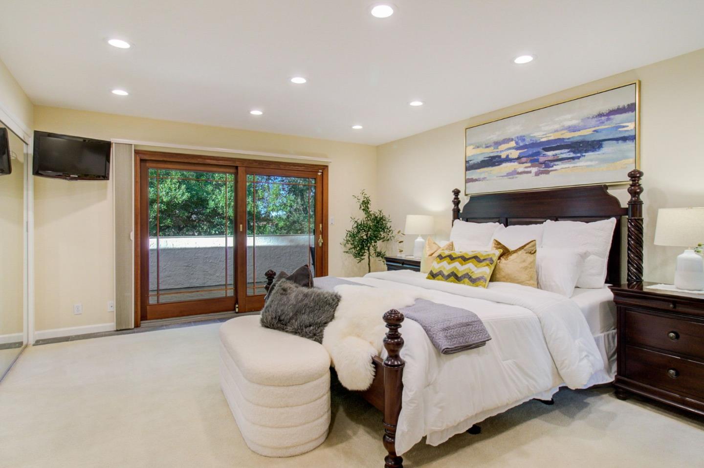 11012 Canyon Vista DR