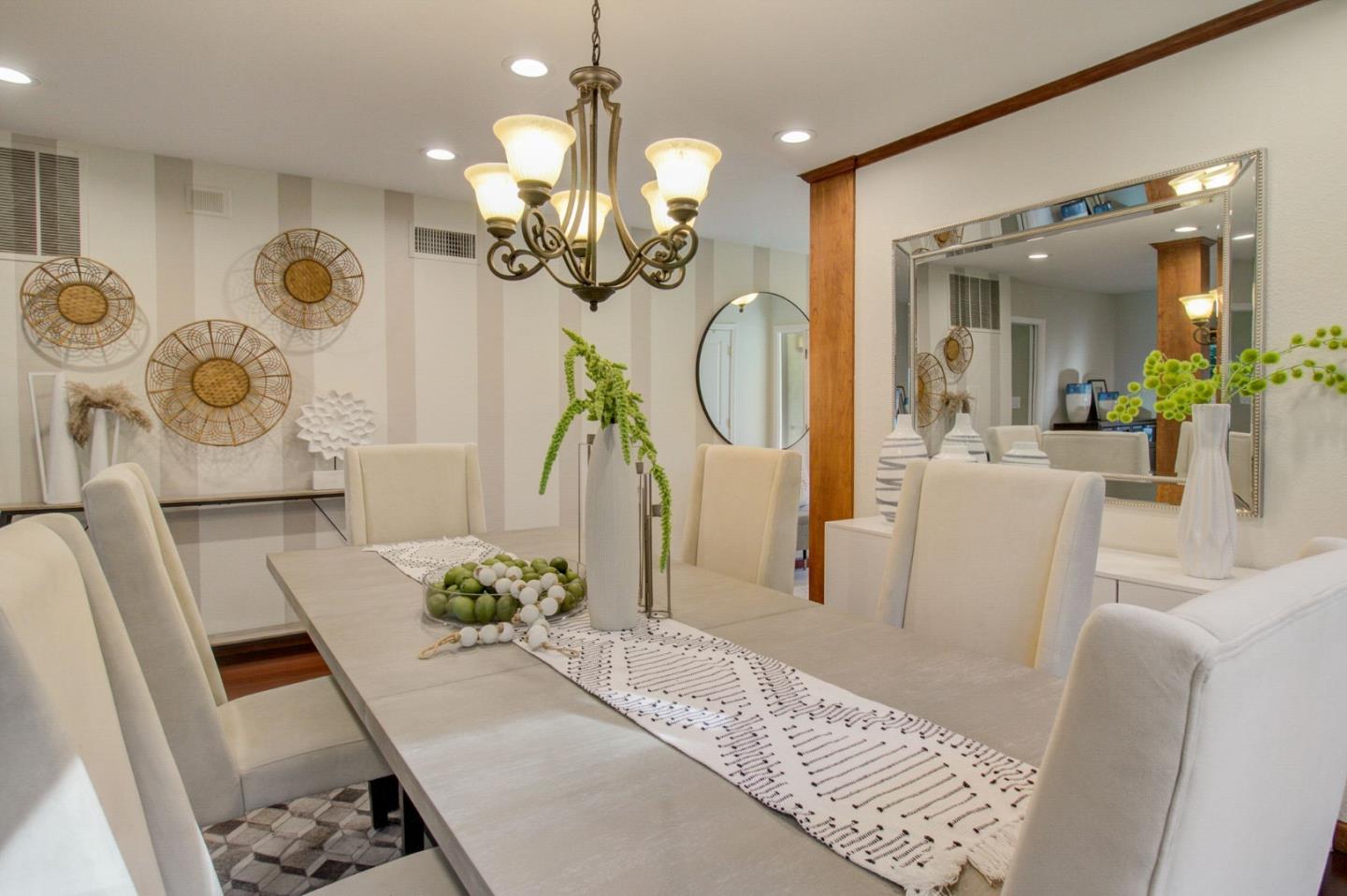 11012 Canyon Vista DR