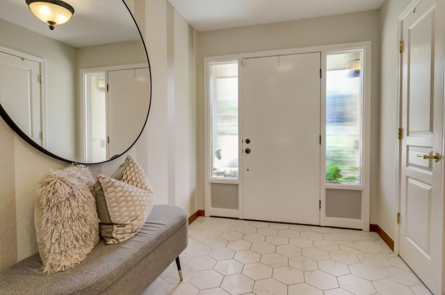 11012 Canyon Vista DR