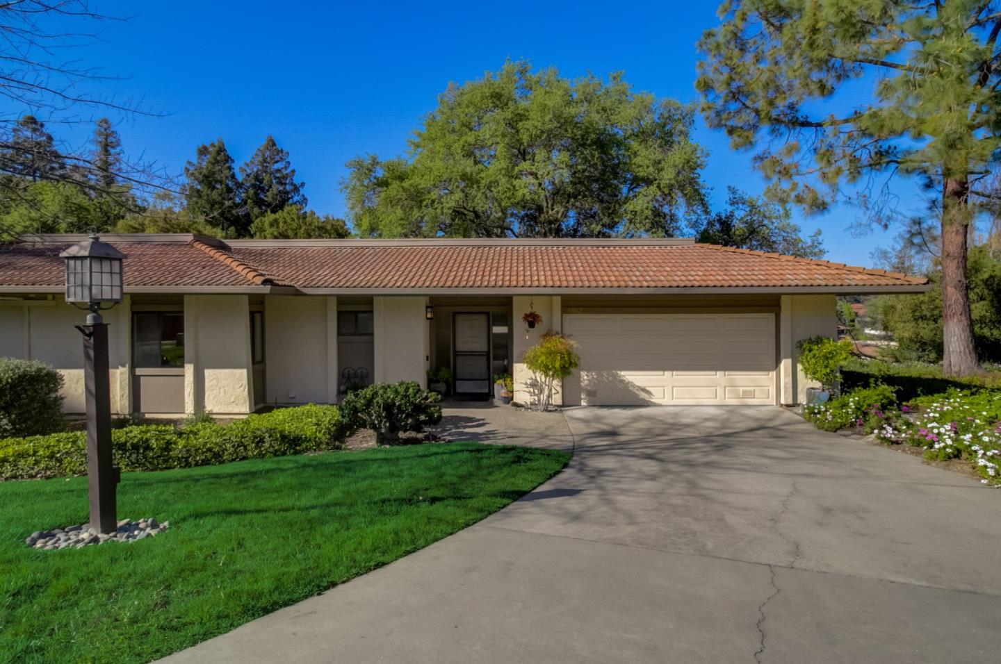 11012 Canyon Vista DR