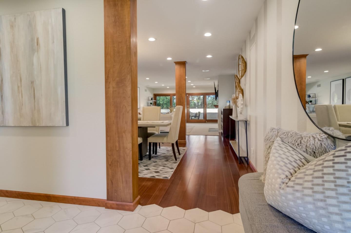 11012 Canyon Vista DR