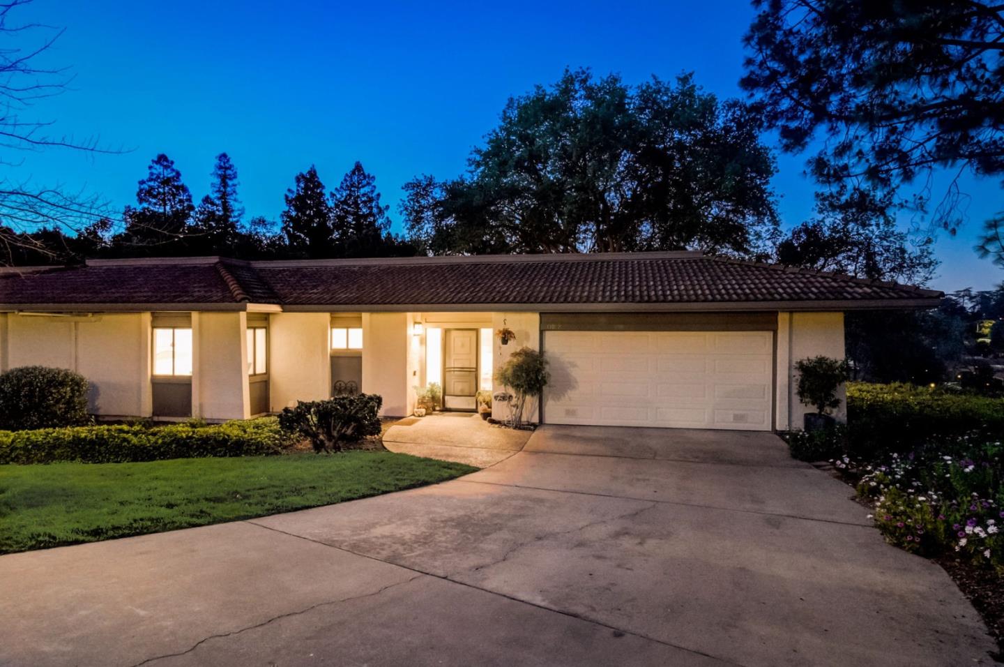 11012 Canyon Vista DR