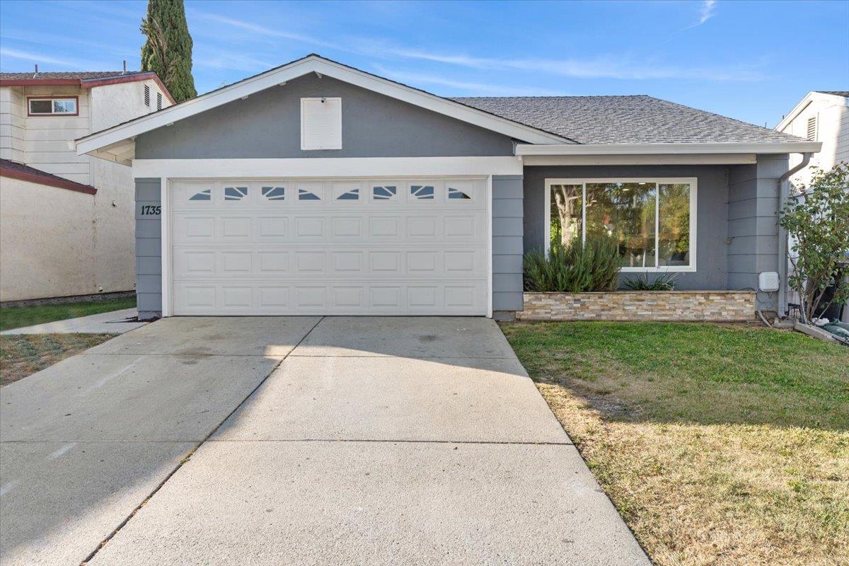 1735 Monrovia DR