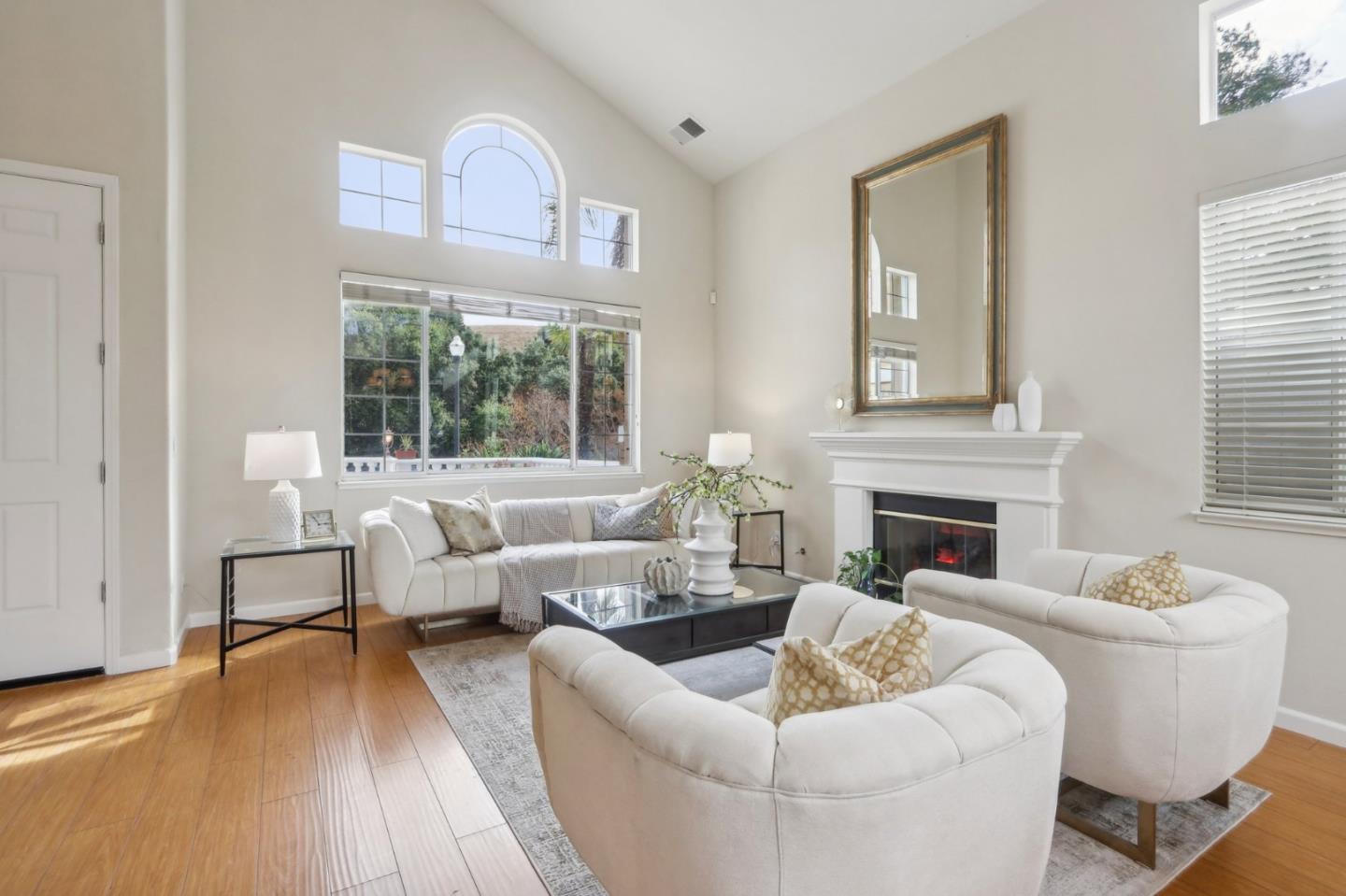 4911 Tuscany CIR