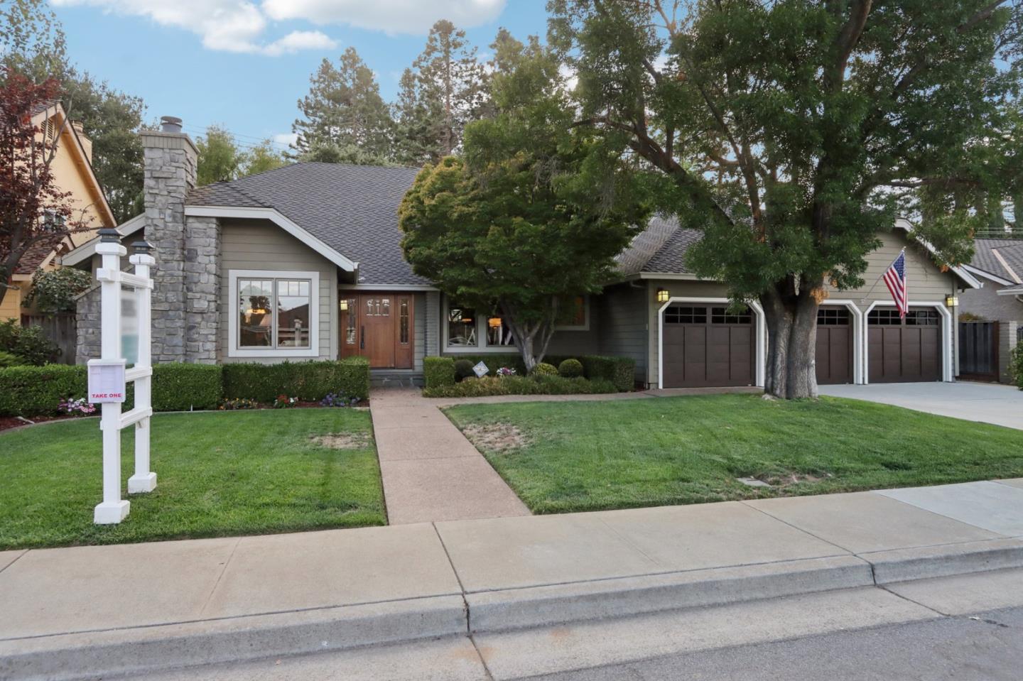 7145 Cahen DR