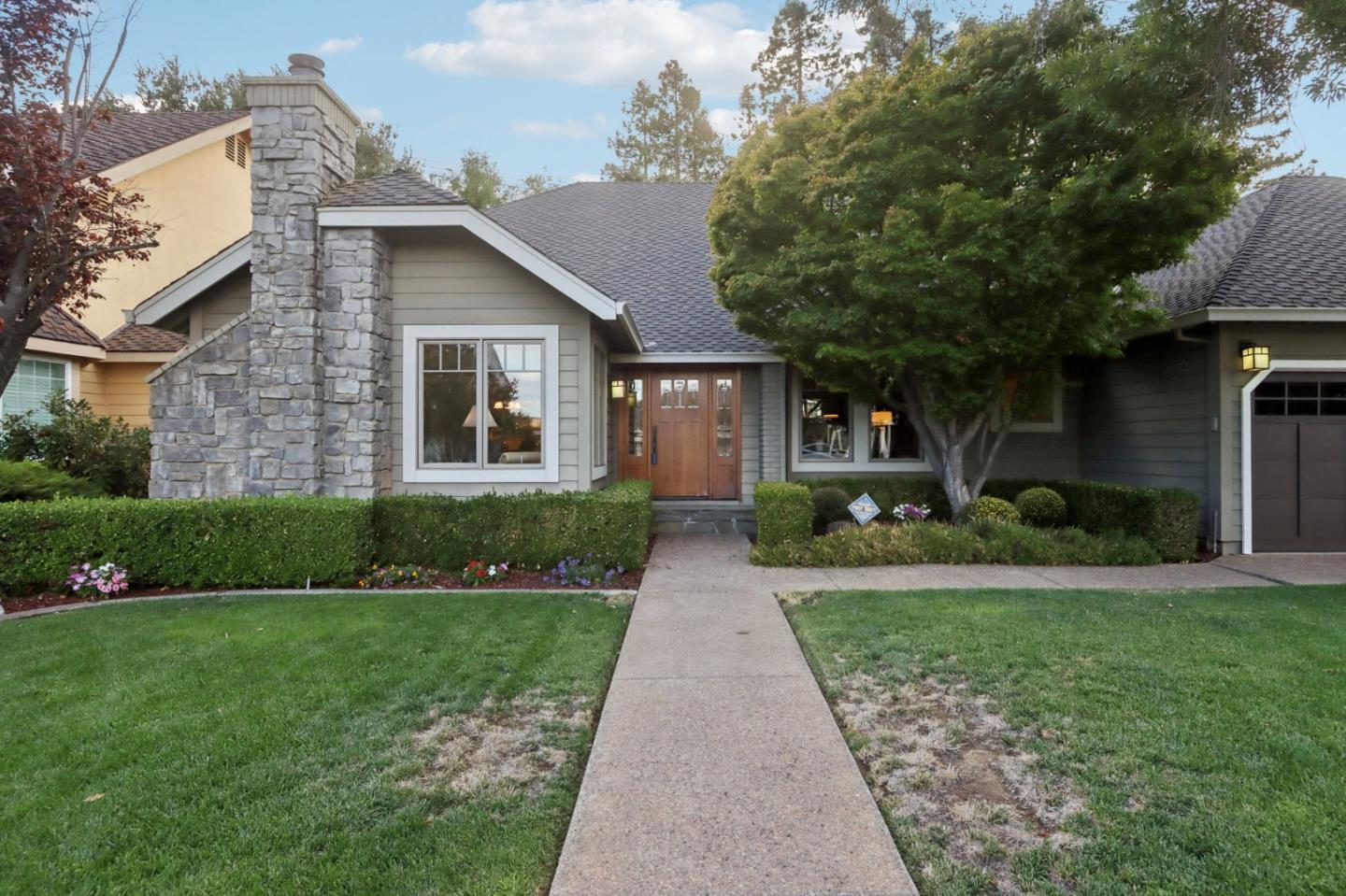 7145 Cahen DR