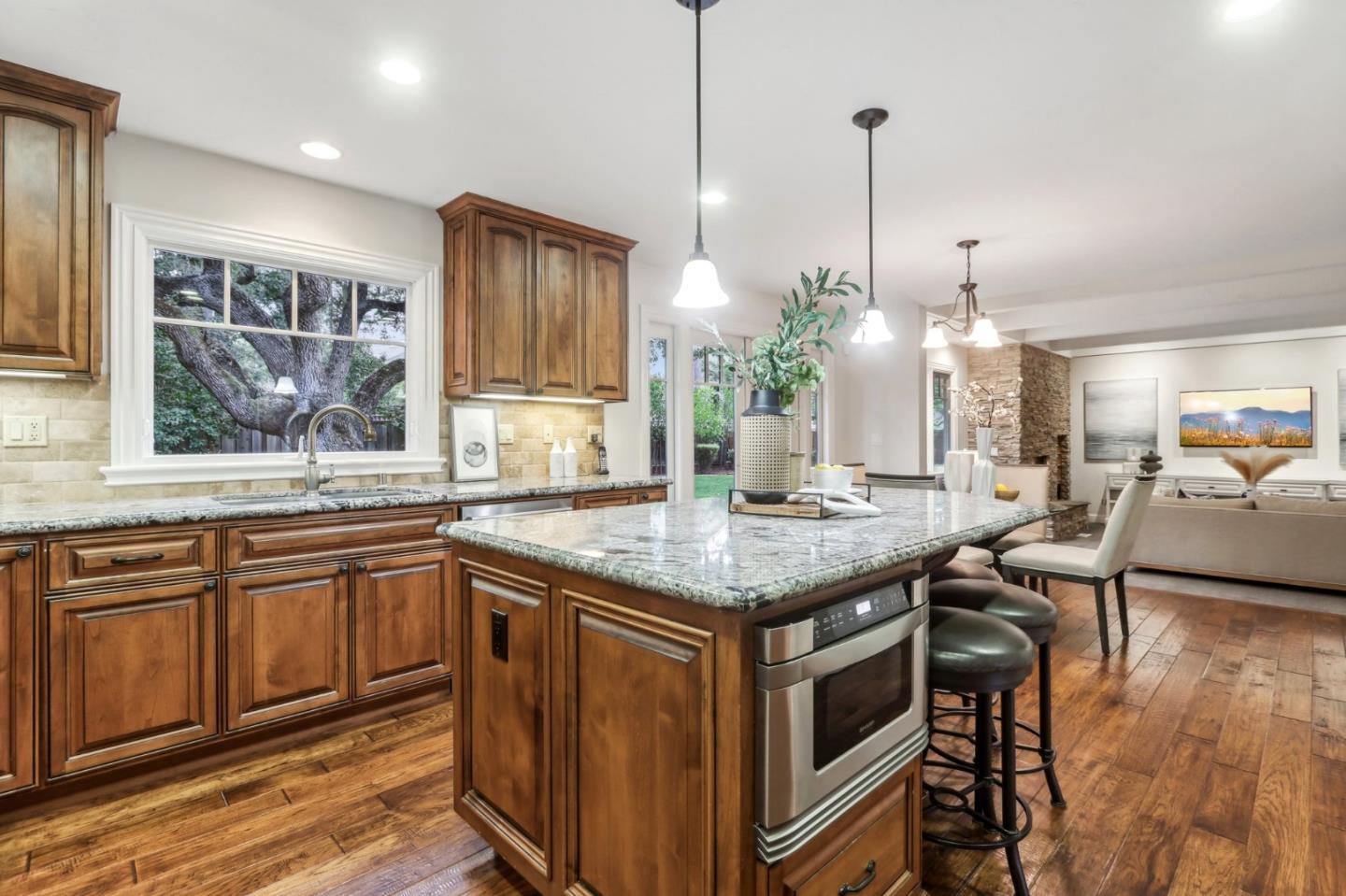 7145 Cahen DR
