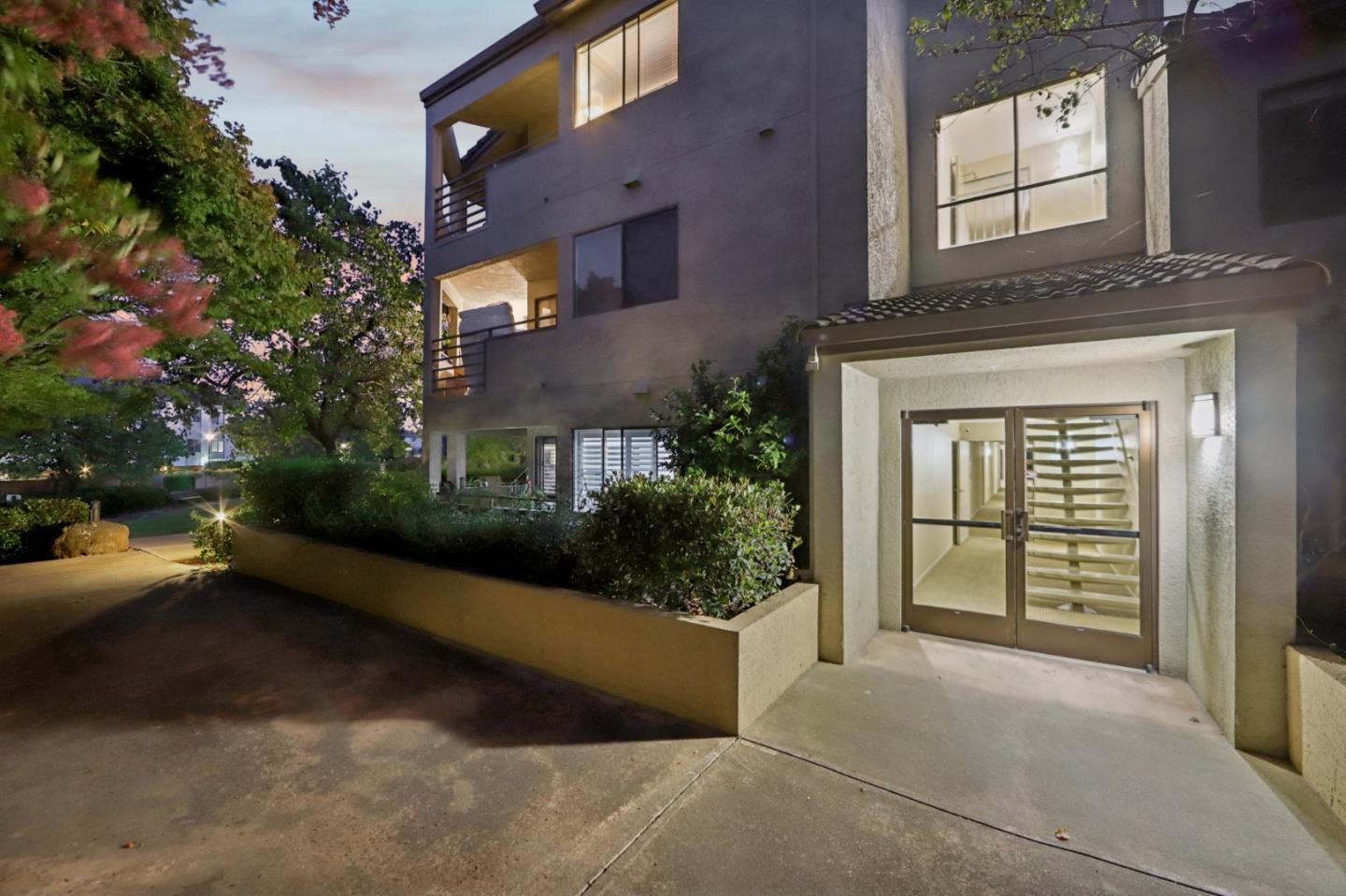 39078 Guardino DR 201