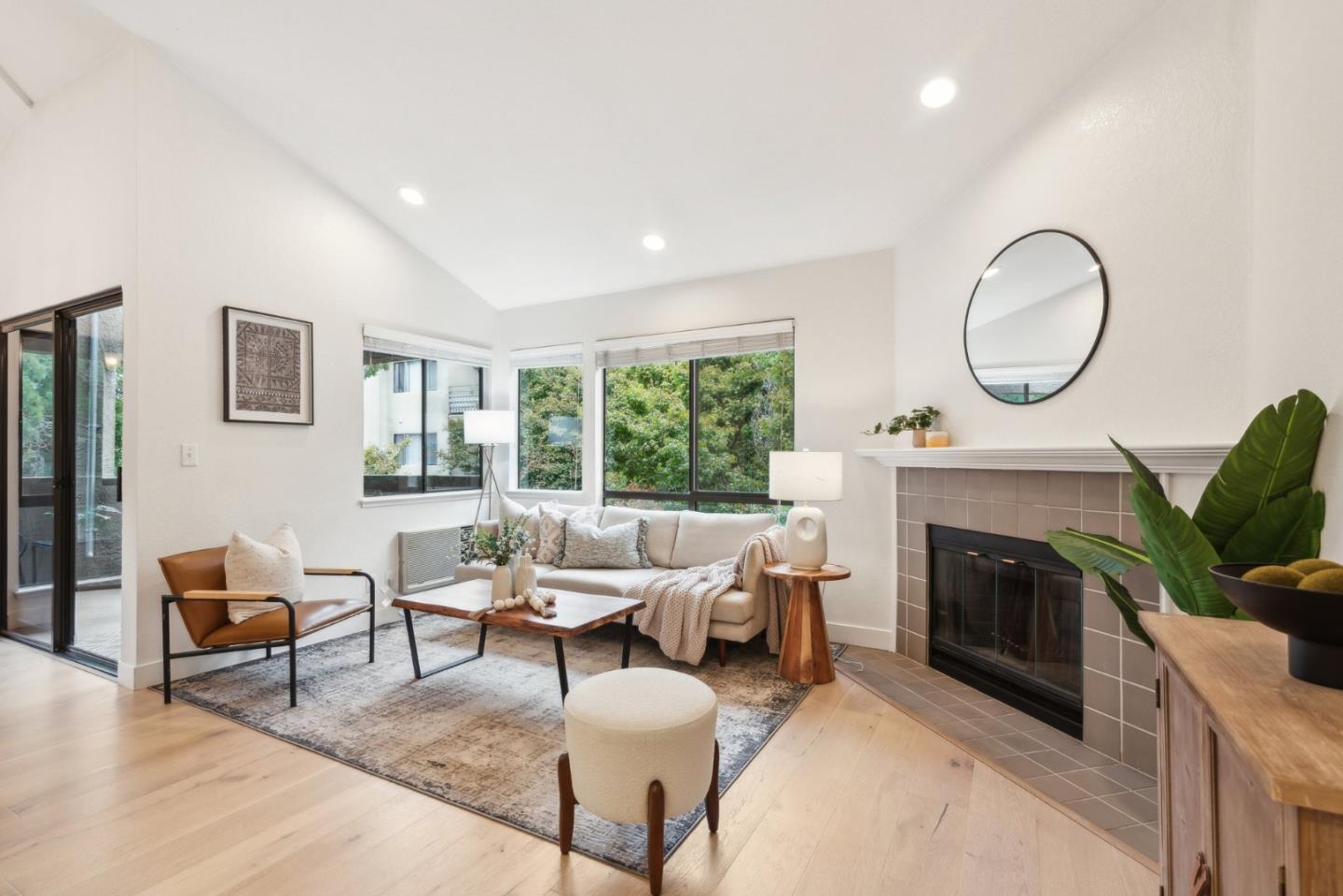 39078 Guardino DR 201