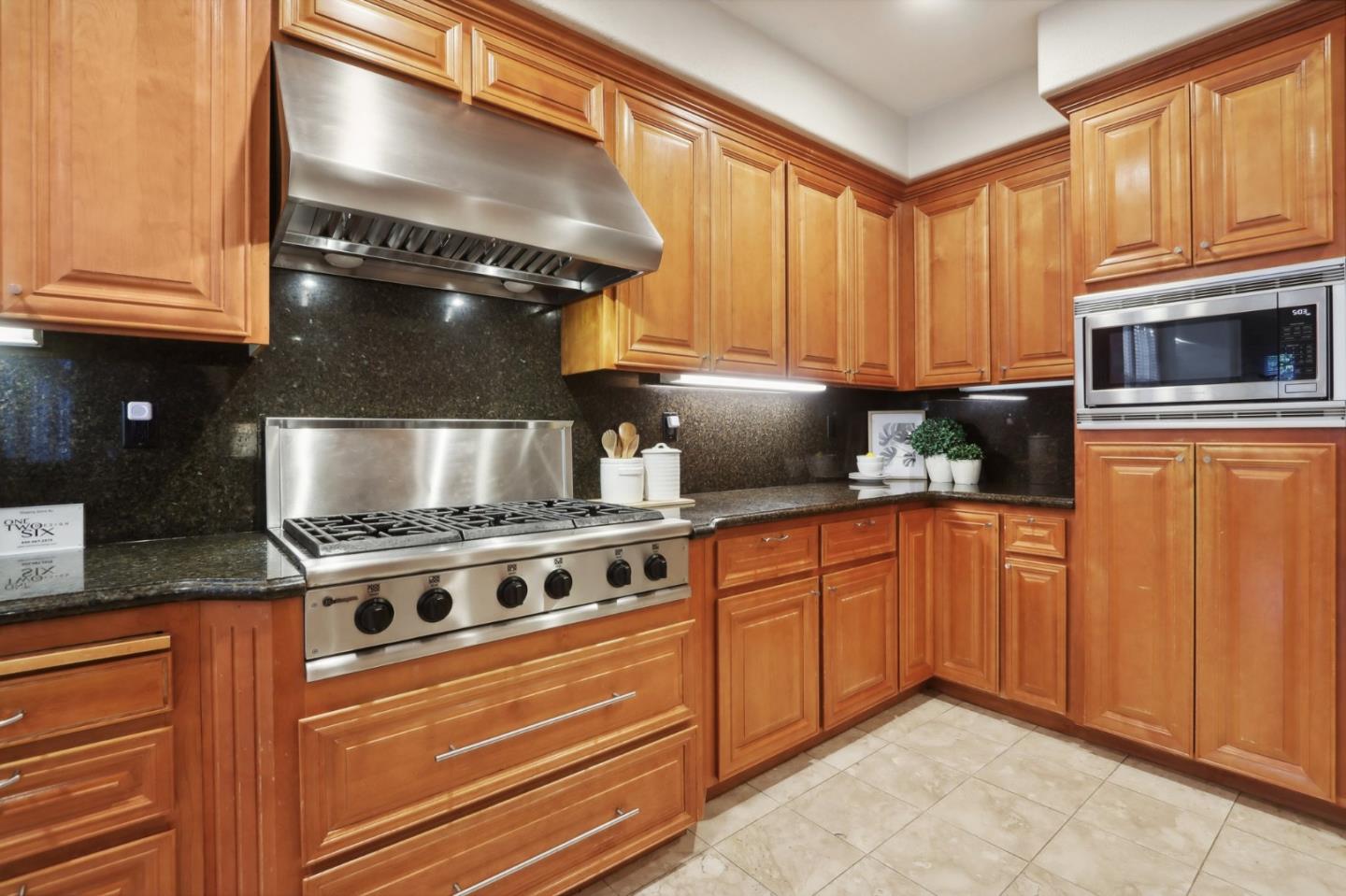 1512 Evening Star CT