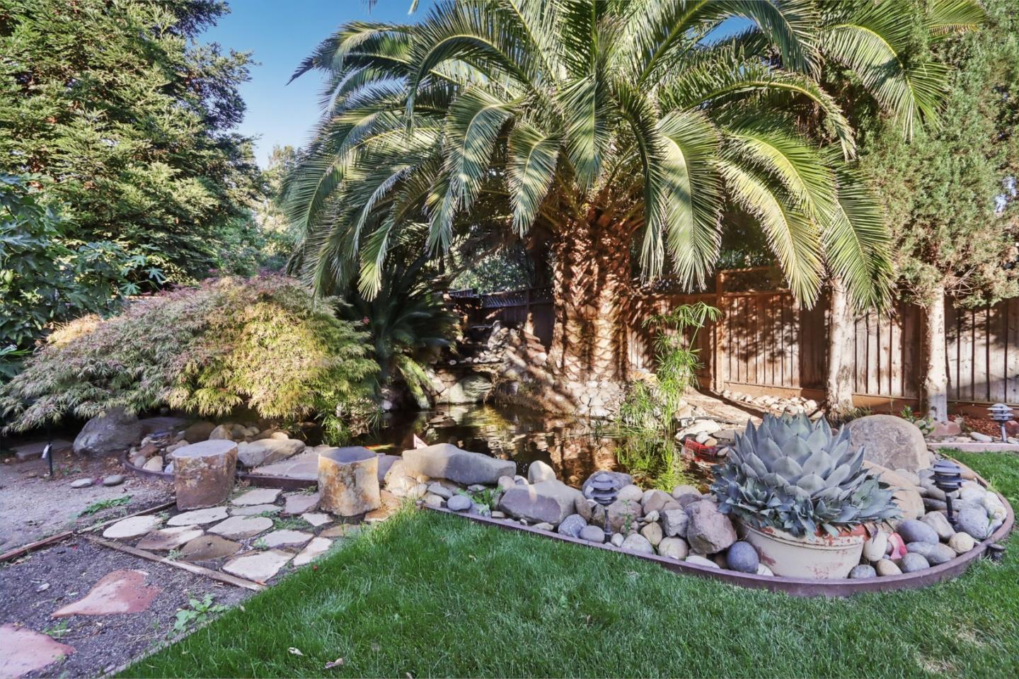 1512 Evening Star CT