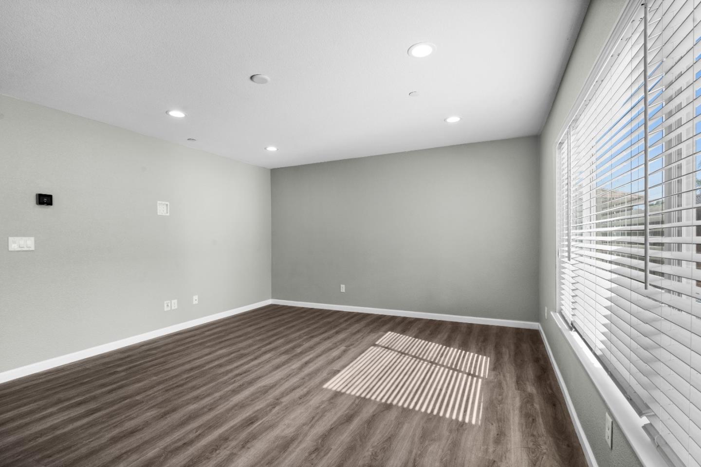 3886 Trieste CIR