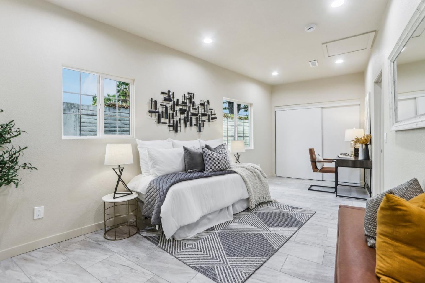 3058 Ridgegate DR