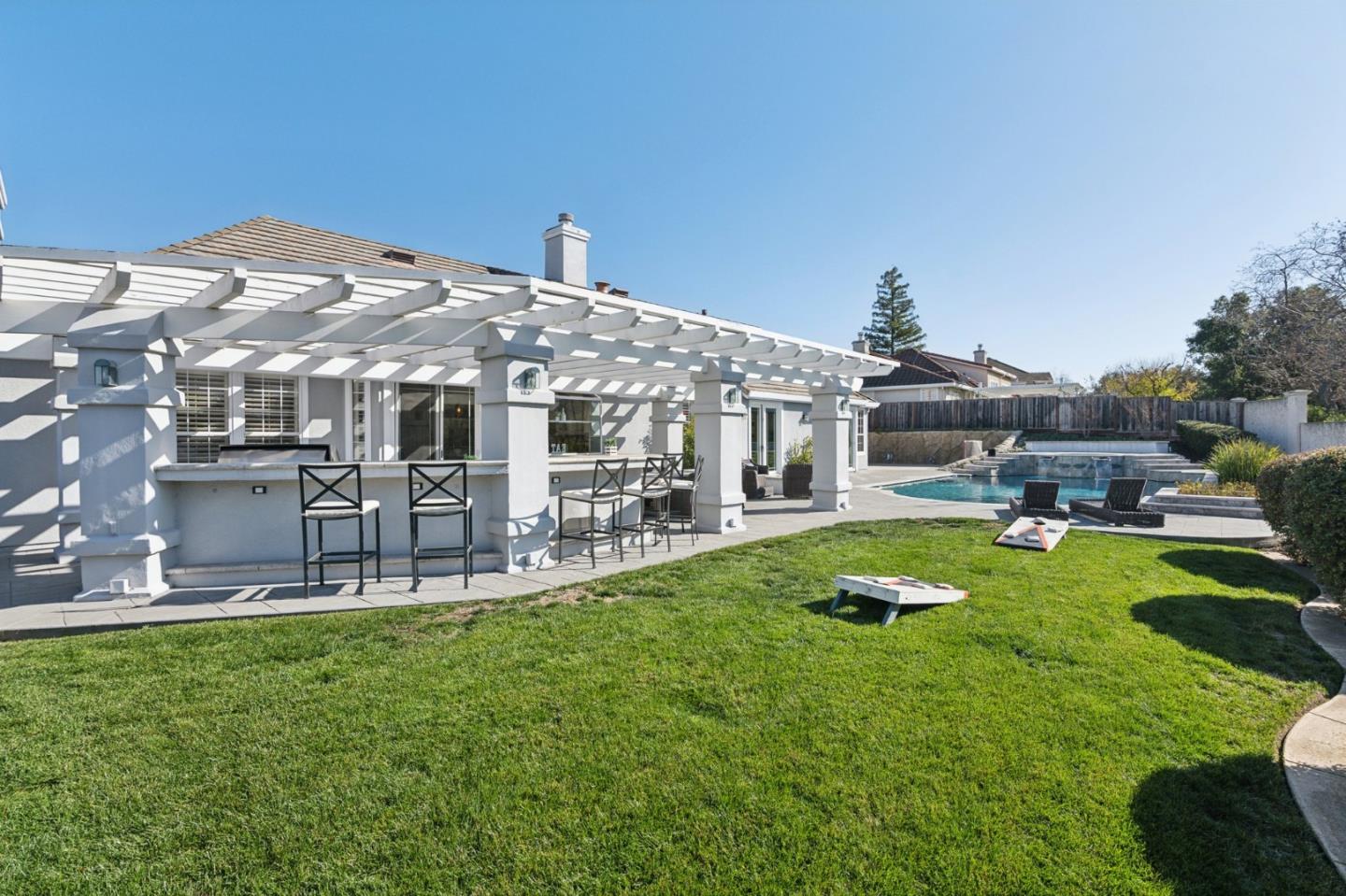 2113 Bridle Ridge CT