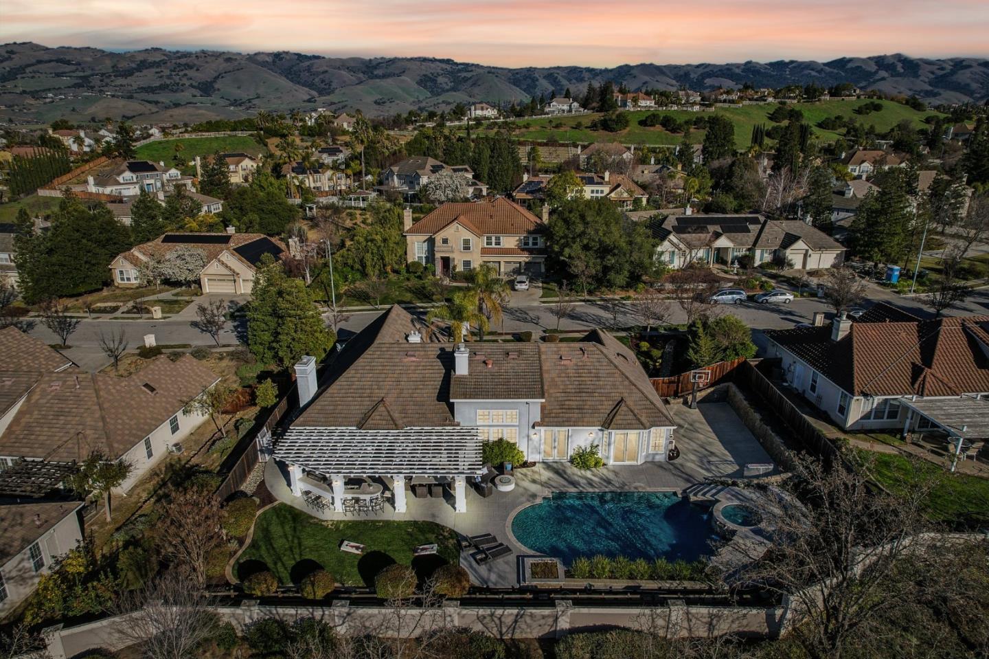 2113 Bridle Ridge CT