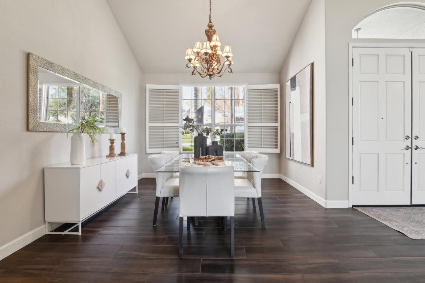 2113 Bridle Ridge CT