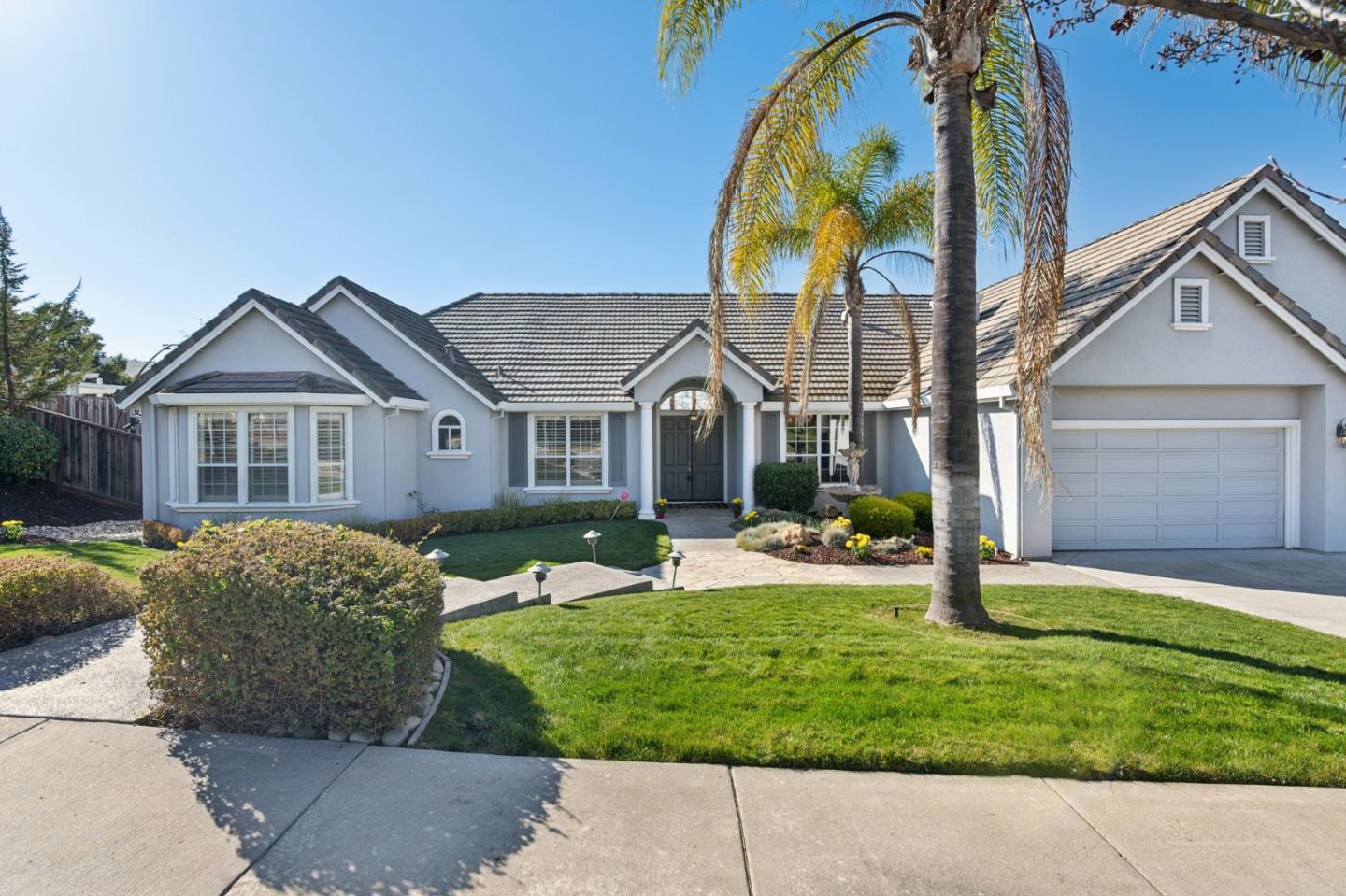 2113 Bridle Ridge CT