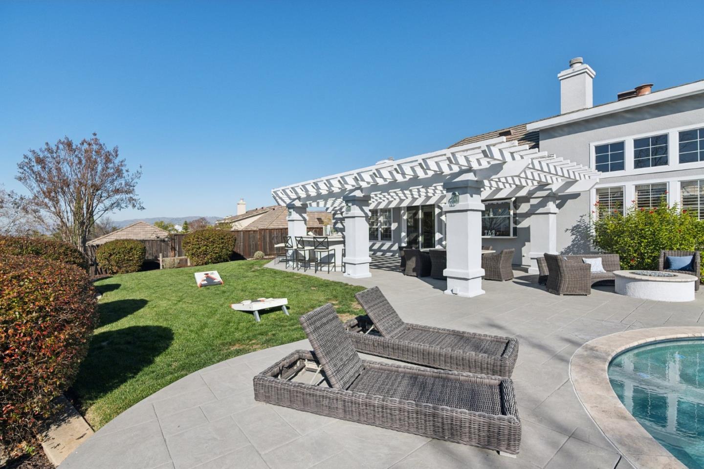 2113 Bridle Ridge CT