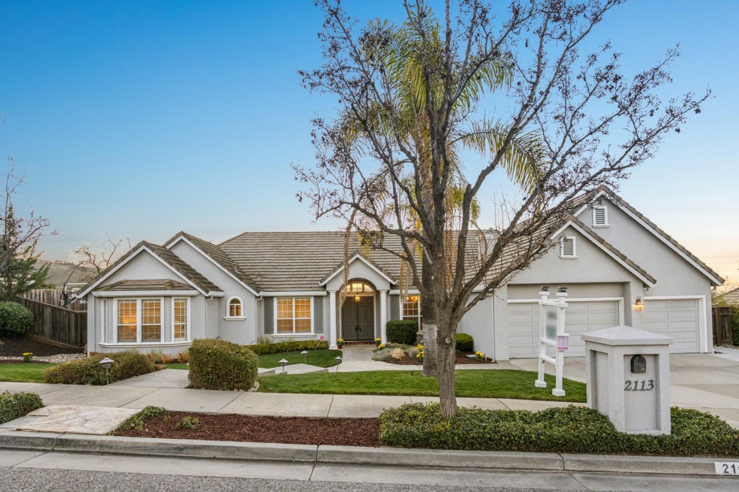 2113 Bridle Ridge CT