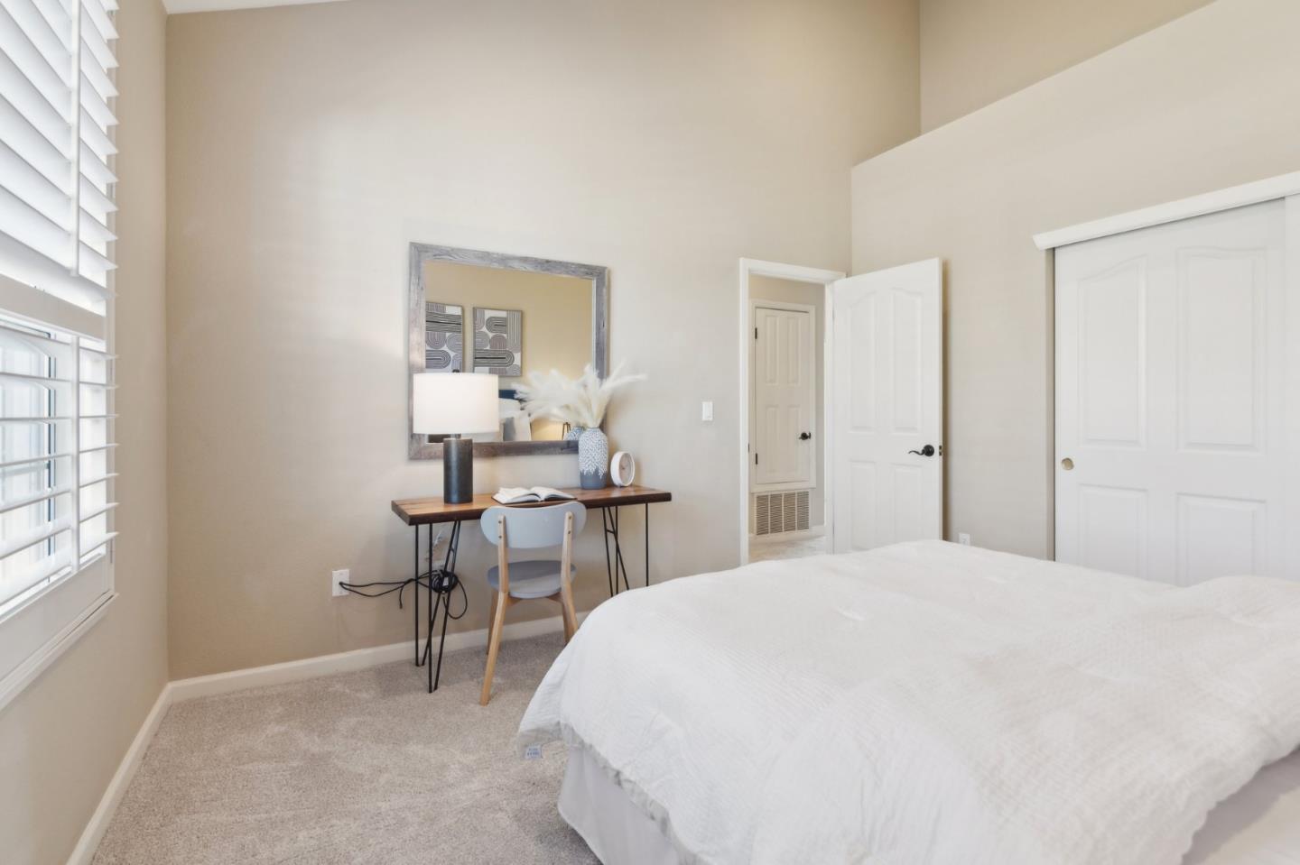 2113 Bridle Ridge CT