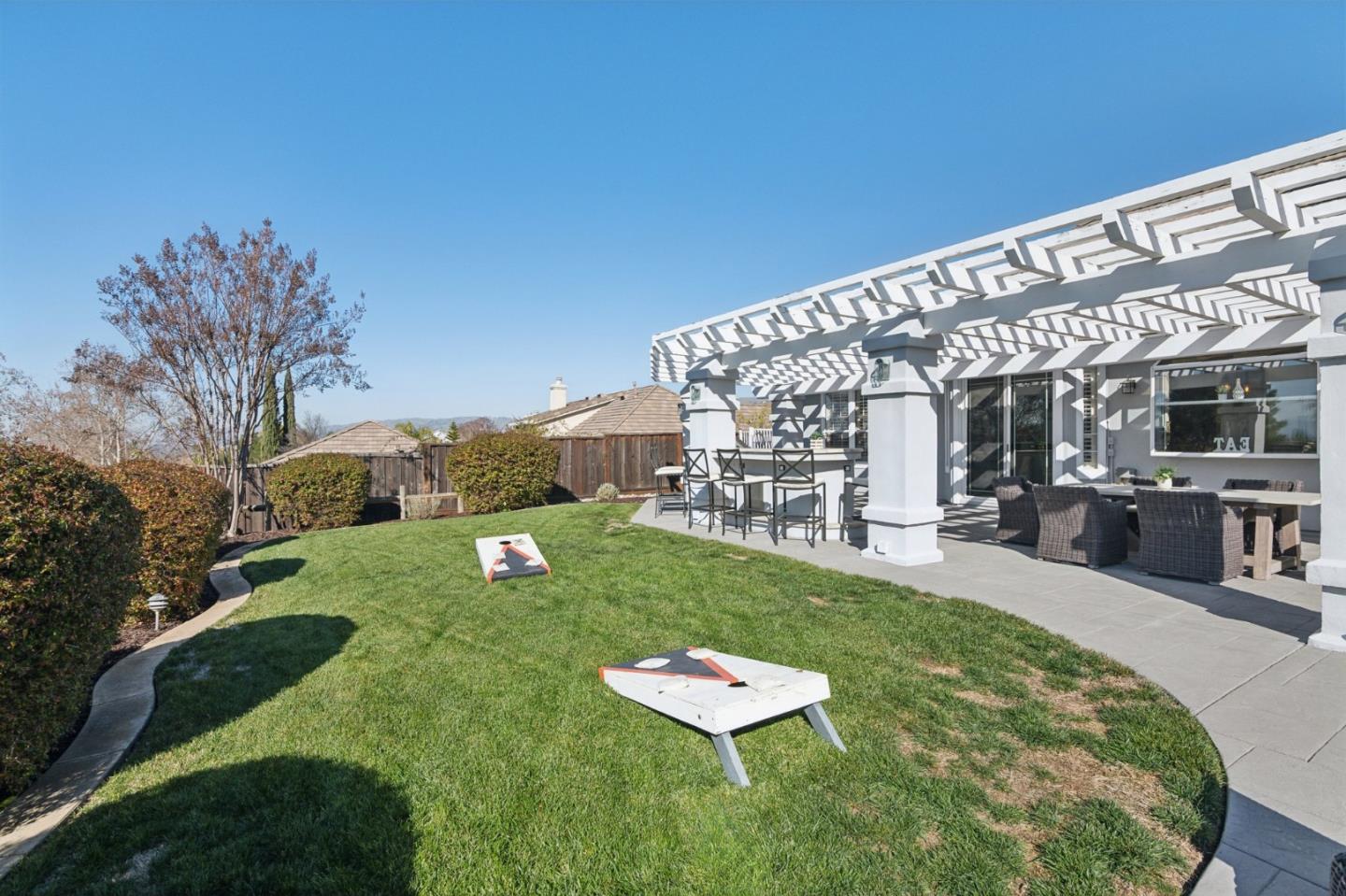 2113 Bridle Ridge CT