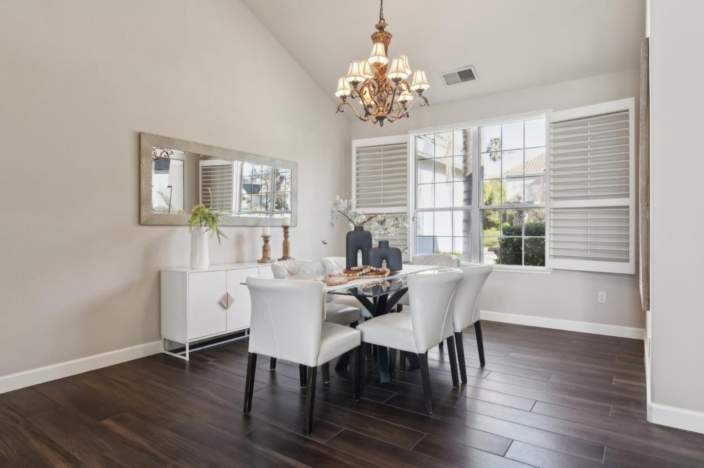 2113 Bridle Ridge CT