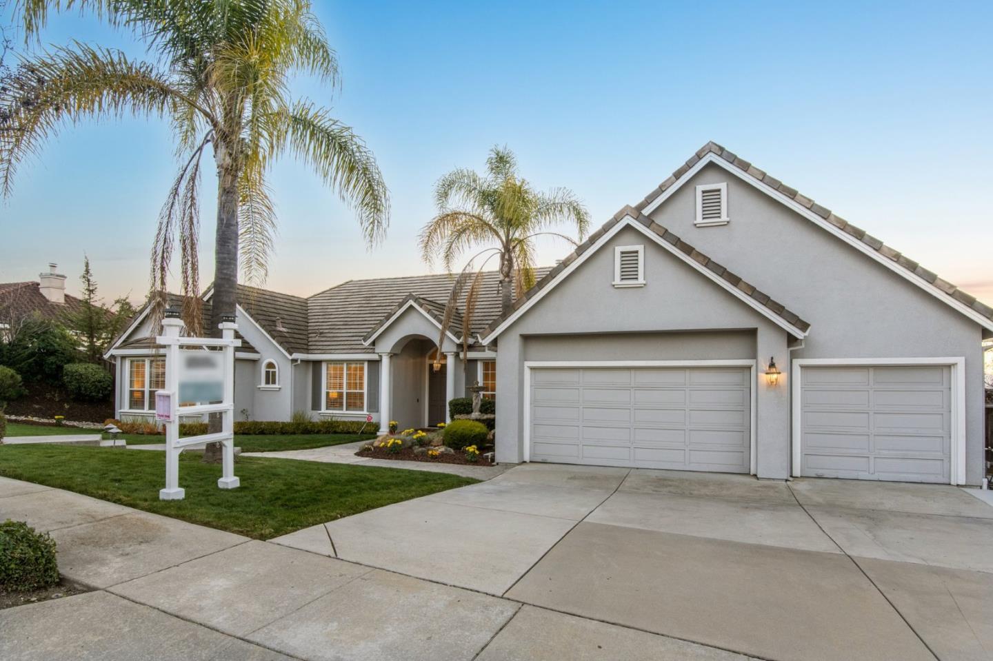 2113 Bridle Ridge CT