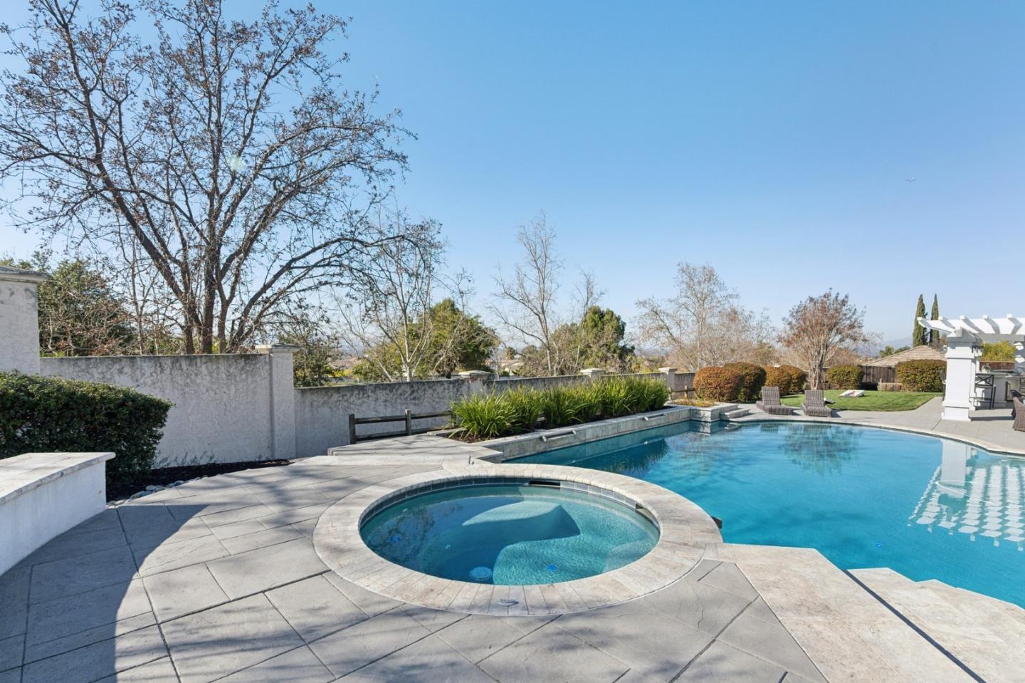 2113 Bridle Ridge CT