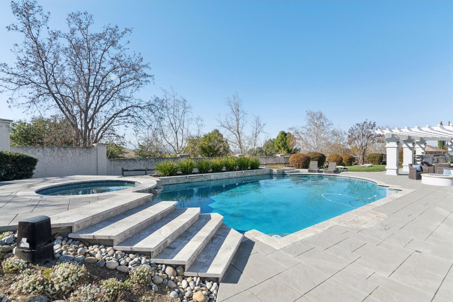 2113 Bridle Ridge CT