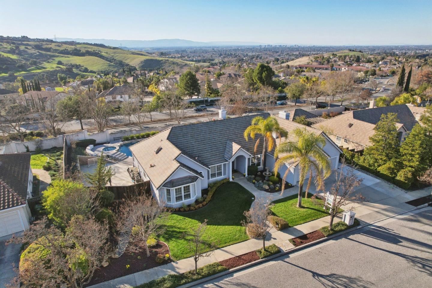 2113 Bridle Ridge CT