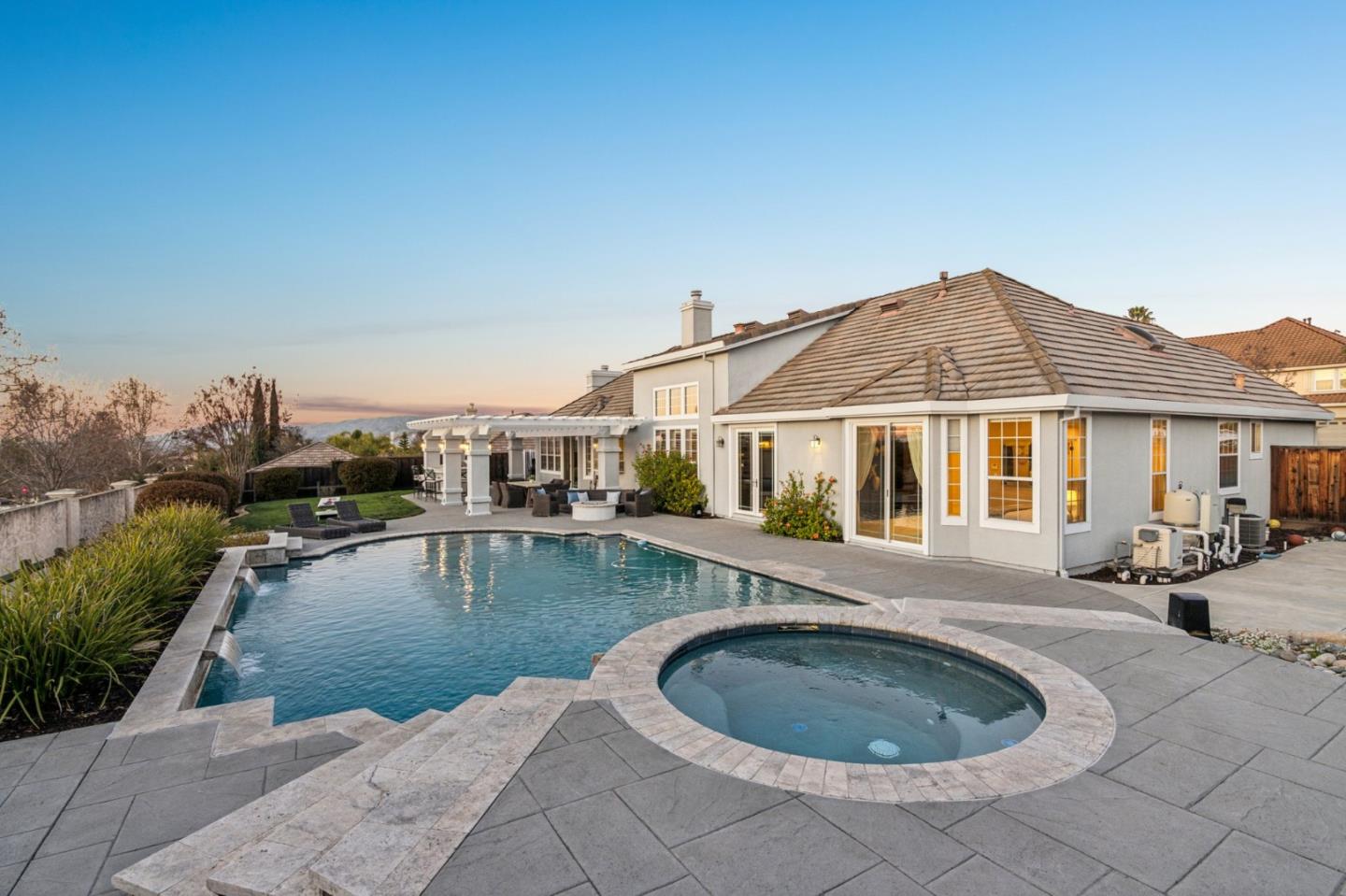 2113 Bridle Ridge CT