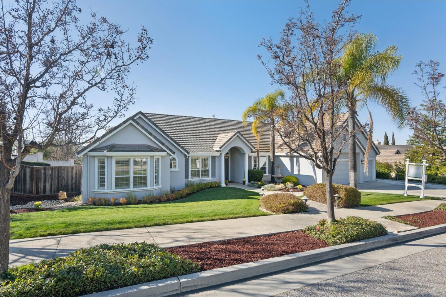 2113 Bridle Ridge CT