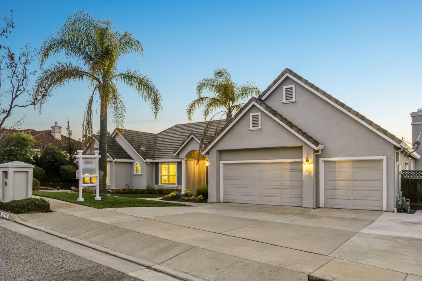 2113 Bridle Ridge CT